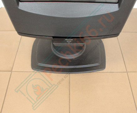 Чугунная печь-камин Aria черная (Plamen)